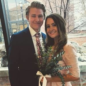 Meet your Posher, Ally